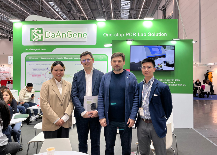 Daan-Gene-Wraps-Up-a-Successful-Participation-at-MEDICA-2023-05.jpg